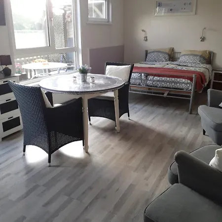 Dirosa Bed & Breakfast