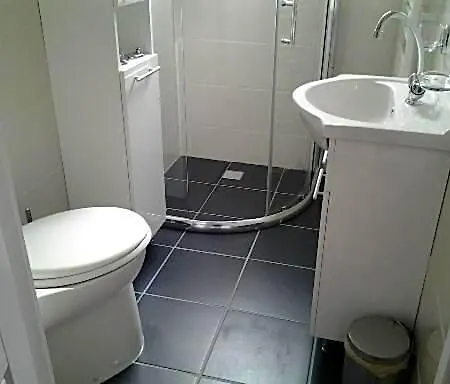 Dirosa Bed & Breakfast 4*