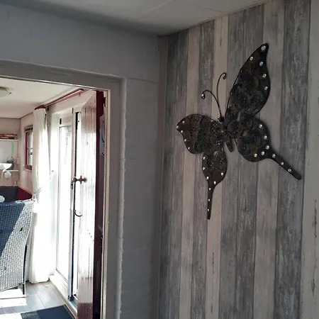 Dirosa לינה וארוחת בוקר 4*