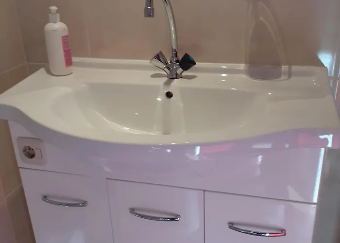 לינה וארוחת בוקר Dirosa